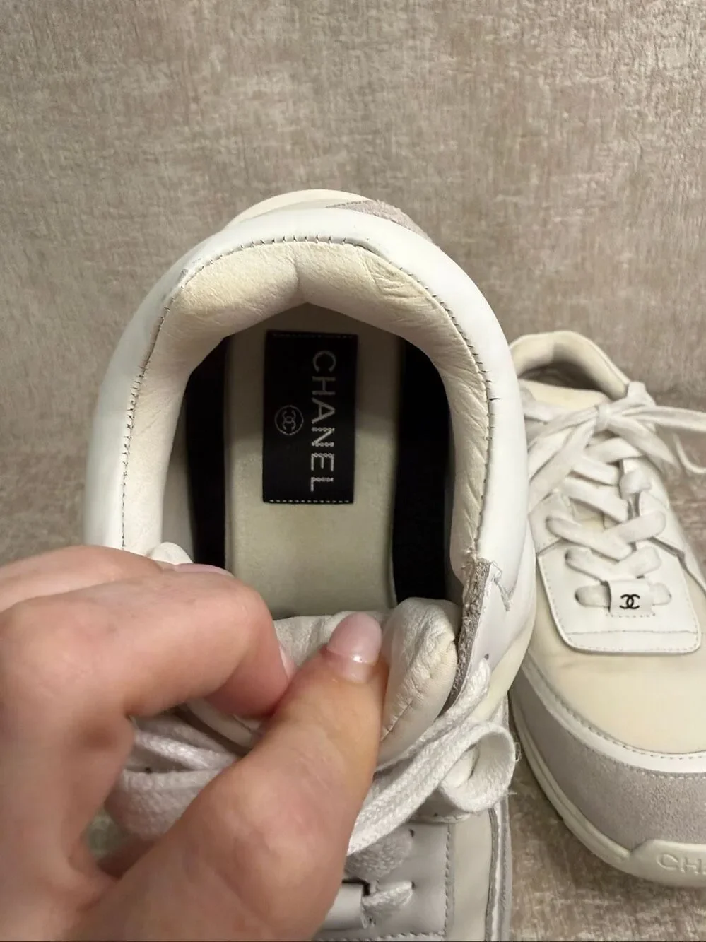 CHANEL womens cc